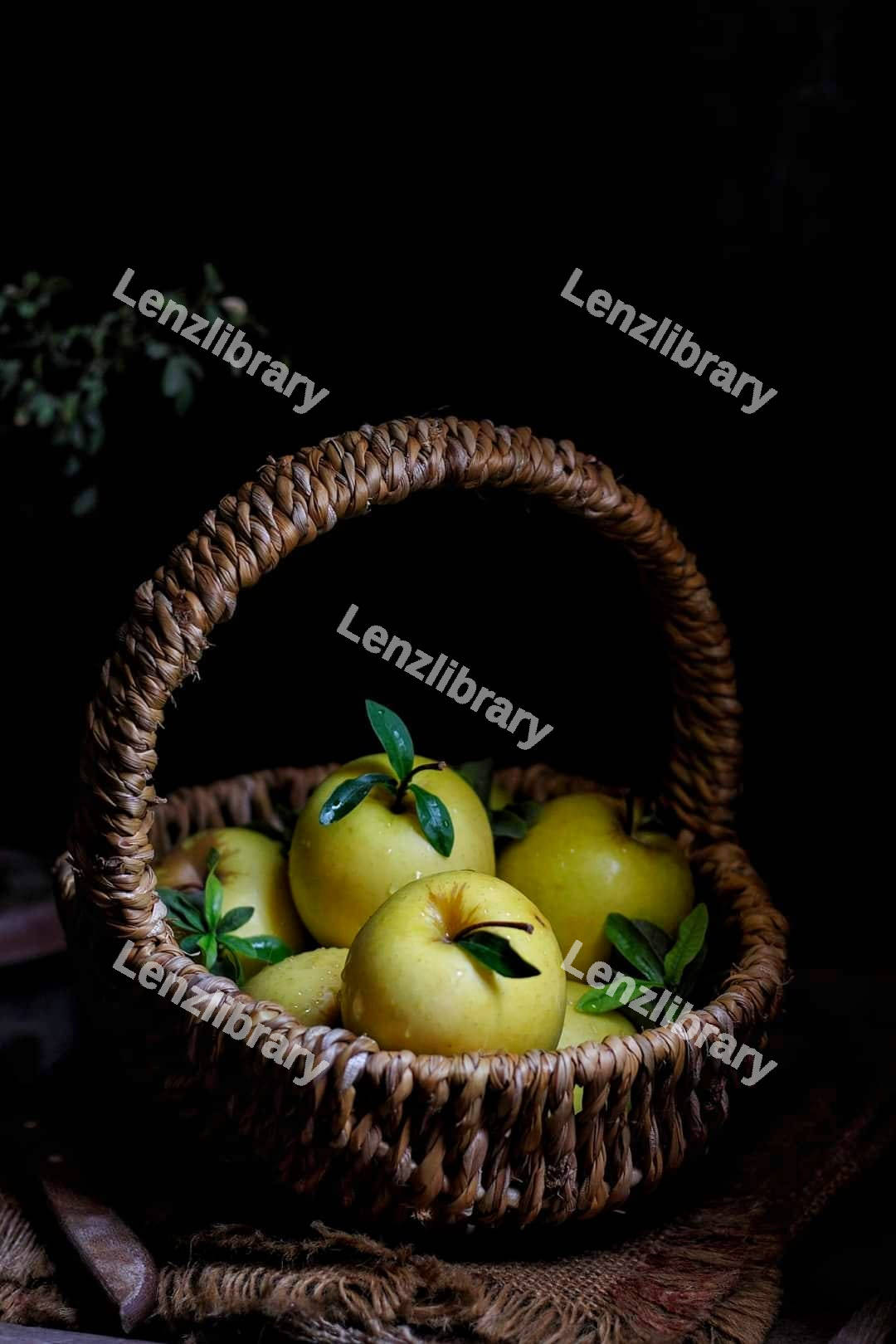 Straw basket with apples